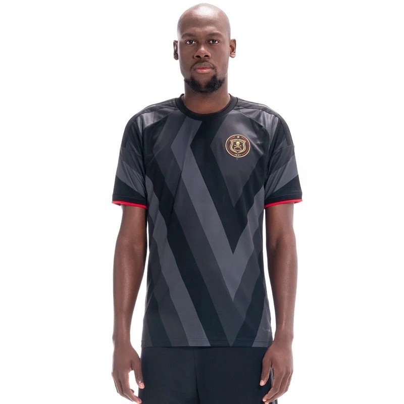 เสื้อฟุตบอลพิมพ์ลาย Orlando Pirates 2026 สำหรับผู้ชาย เสื้อยืดกีฬากลางแจ้ง ระบายอากาศ แห้งเร็ว เสื้อ