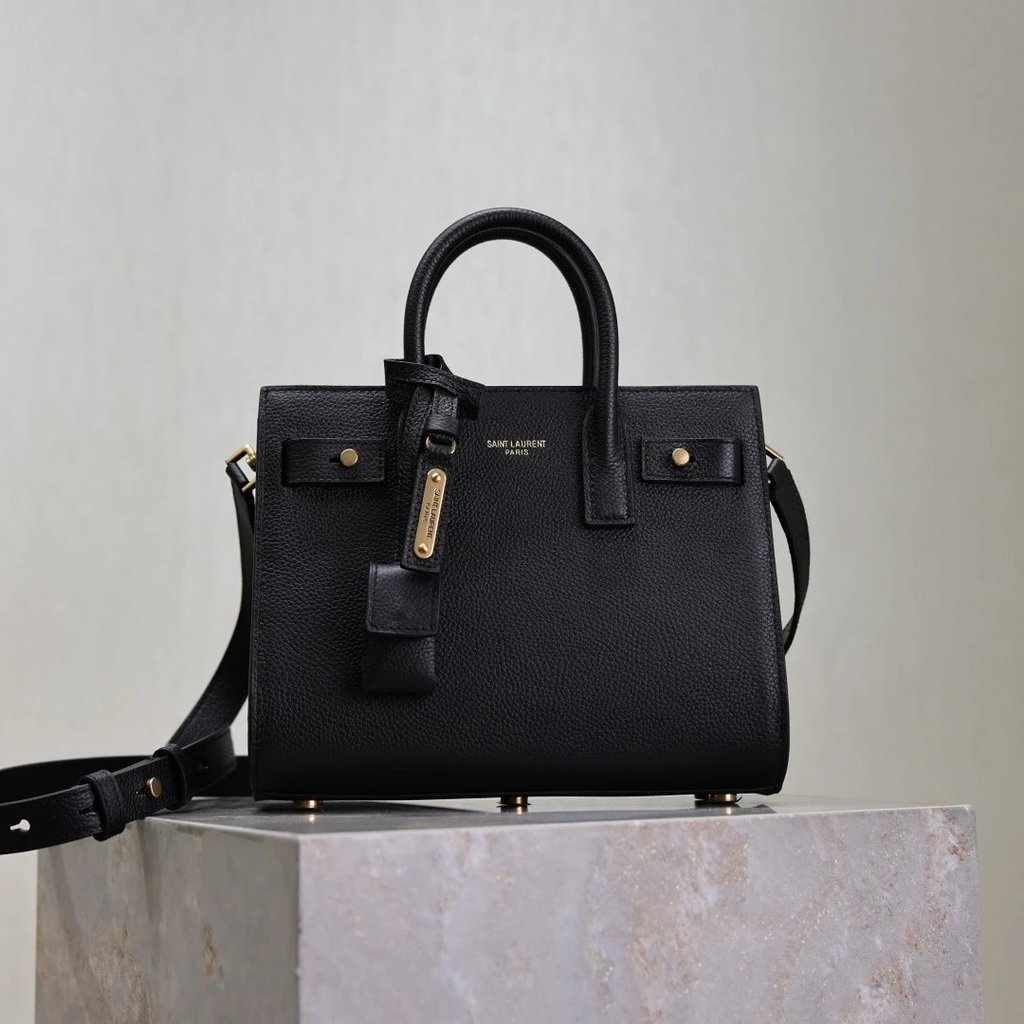 SaintLaurent Tote Shopping Bag กระเป๋าสะพาย SACDEJOUR Gold Lock Charm Cowhide SaintLaurent SaintLaur