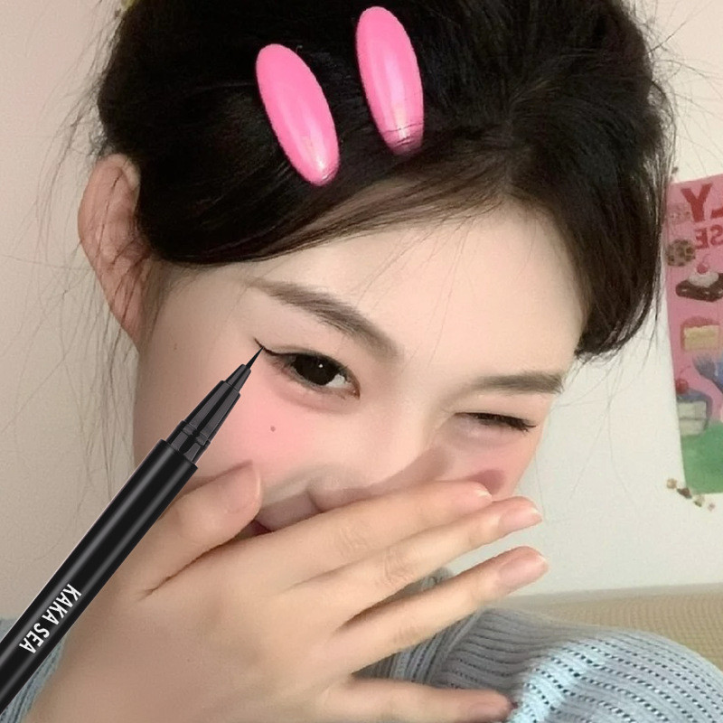 แนะนําสําหรับผู้เริ่มต้น Ultra-Fine Eyeliner ติดทนนานกันน้ํา Sweat-Proof Non-Smudge ภาพวาดขนตาล่างเร