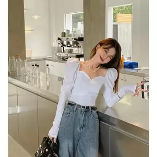 เสื้อสตรีทรงสลิมฟิต คอเหลี่ยม ฤดูใบไม้ผลิและฤดูใบไม้ร่วง เสื้อสตรี แขนยาว ฐานย้อนยุค ดีไซน์เซ็กซี่ เสื้อยืด แขนฟอง#99220