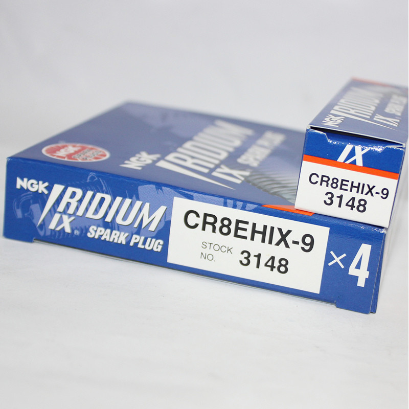 หัวเทียน NGK Iridium CR8EHIX-9 เหมาะสําหรับ Honda CB400 CB-1 Jiayu 110 Magna VTR250