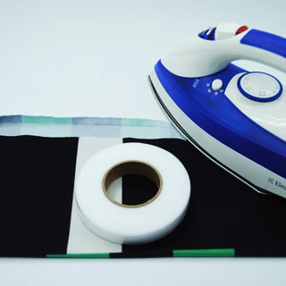 5 ซม.x 60 ม. No-Sew Hemming เทป Iron-On ผ้าสองด้านเทปกาวล้างทําความสะอาดได้ Hot Melt เว็บเทปสําหรับ DIY เสื้อผ้าเย็บซ่อม