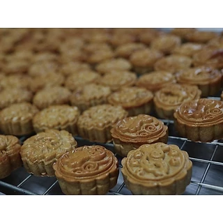 ขนมไหว้พระจันทร์ลูกเดี่ยว (ลูกละ 35 กรัม) : ชนัญญา เบเกอรี่ รับประกันความอร่อย สดใหม่แน่นอน