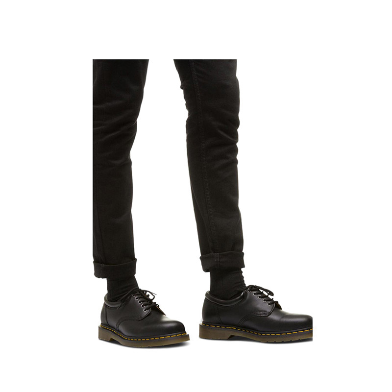 Dr. Martens حذاء 8053 بخمس فتحات جلد نابا — أسود — صورة 7