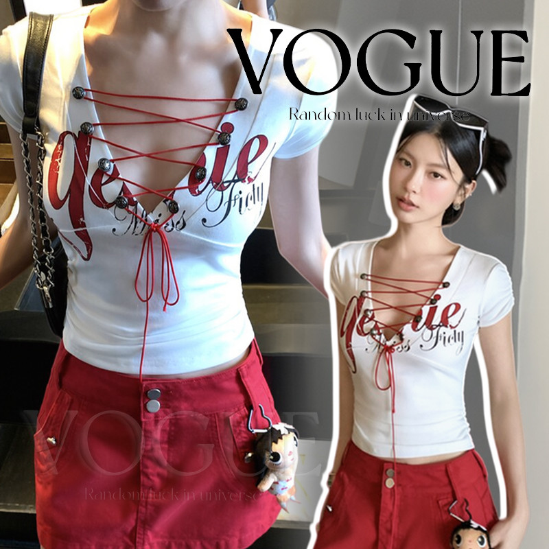 Vogue🌟พร้อมส่ง🌟 เสื้อยืดแขนสั้นตอวีลึกทรงรัดรูป ดีไซน์แต่งเชือกเซ็กซี่ แฟชั่นสำหรับผู้หณิง (FY0664)
