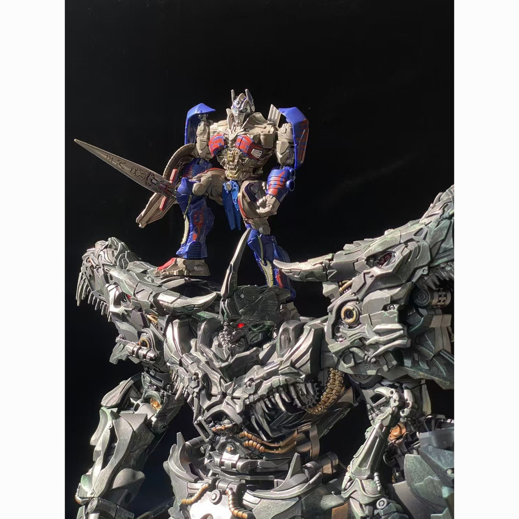Weijiang รุ่นอัพเกรดสายเหล็ก Transformers ของเล่นรุ่นเคลือบละเอียด Tyrannosaurus Rex Free Knight Pil