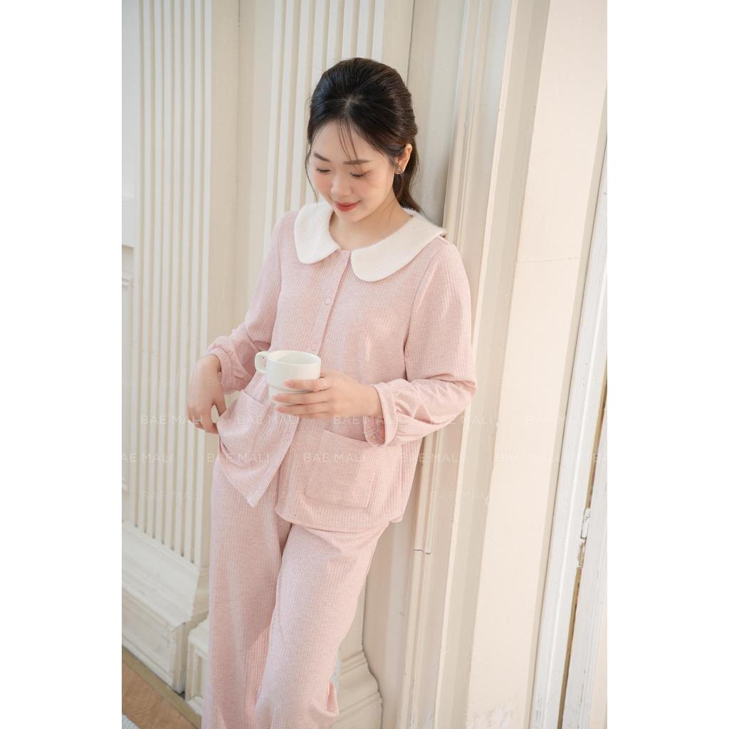 BAE MALI - SP590 เดรสบ้านไหมพรมแขนยาวคอปกขนสัตว์