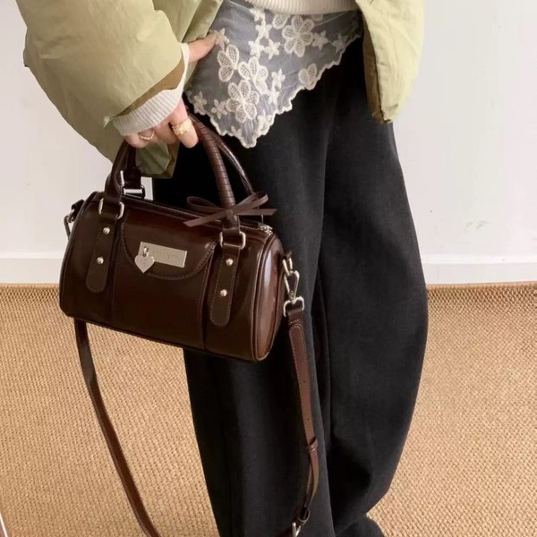 perota brand กระเป๋า cecelle กระเป๋าฤดูใบไม้ร่วงและฤดูหนาวปี2025กระเป๋าโบว์ลิ่งบัลเล่ต์เนื้อเฉพาะรุ่