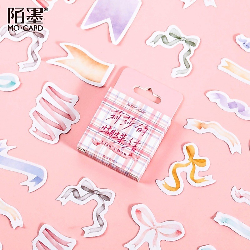 [46 ชิ้น] สติ๊กเกอร์กล่อง Lisa’s Bow ลายโบว์ริบบิ้นสุดคิ้วท์ สำหรับตกแต่งสมุด Laptop และ DIY
