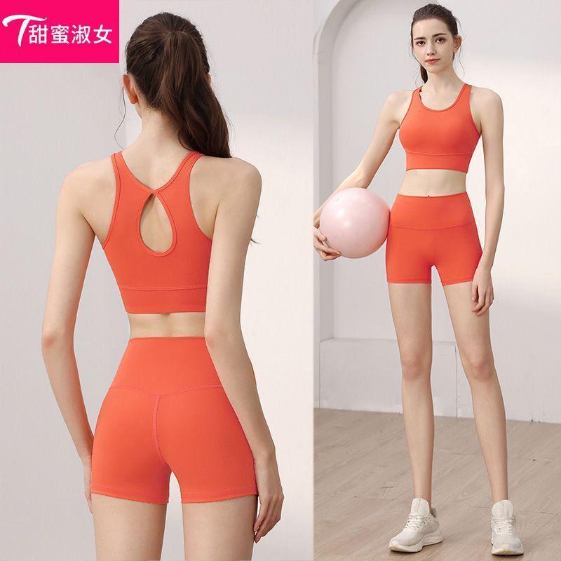 Off-the-Shoulder โยคะสวมชุดผู้หญิงฤดูร้อนบาง All-in-One ถ้วยกีฬาชุดชั้นใน Gym วิ่งการฝึกอบรมแน่น 7.7
