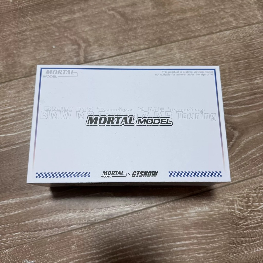 [Out] 1: 64 Mortal BMW M3 (E30) M5 (E34) Touring Double Car Set โลหะสีม่วงภายใน Houndstooth Love Car