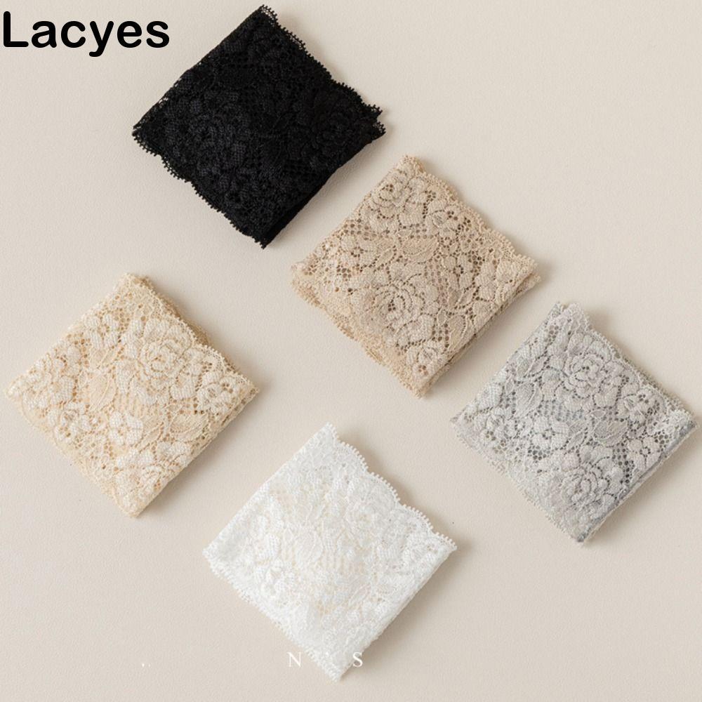 LACYES ตาข่ายครึ่งปาล์ม Insoles สั้นที่มองไม่เห็นลูกไม้ครึ่งปาล์มถุงเท้าผ้าฝ้ายสีทึบถุงเท้าห้านิ้ว