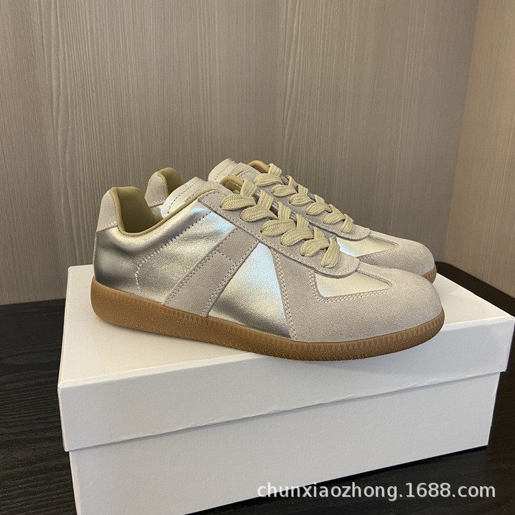 NWTG MM-6 2024New color German training shoes, round toe lace-up couple's casual sneakers, women's f