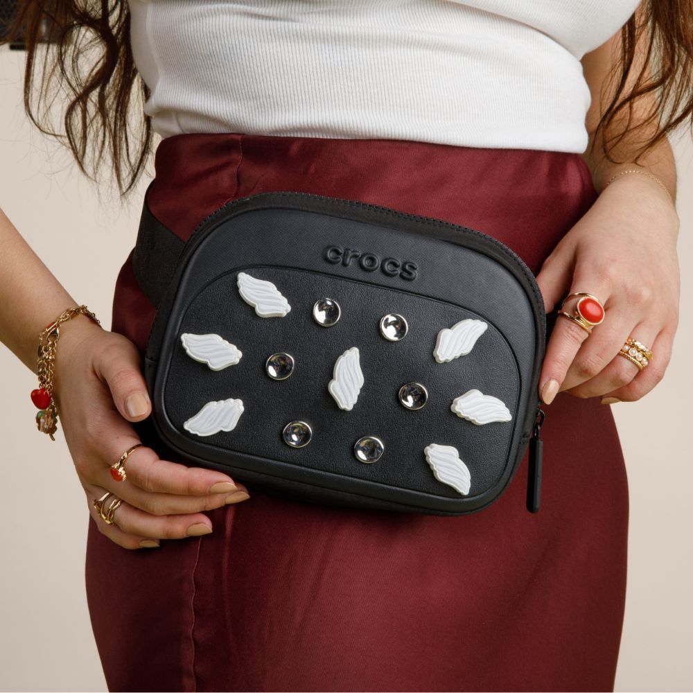 CROCS حقيبة خصر Classic — أسود — صورة 4
