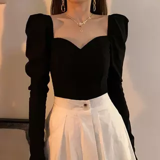 เสื้อสตรีทรงสลิมฟิต คอเหลี่ยม ฤดูใบไม้ผลิและฤดูใบไม้ร่วง เสื้อสตรี แขนยาว ฐานย้อนยุค ดีไซน์เซ็กซี่ เสื้อยืด แขนฟอง#99220