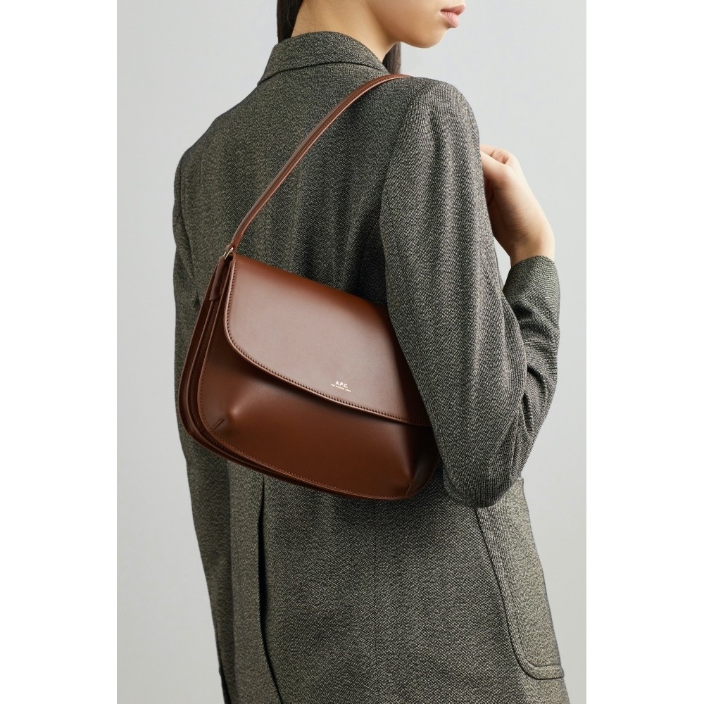 [สไตล์คลาสสิก] APC APC กระเป๋าสะพายหนังผู้หญิง NET-A-PORTER Quite