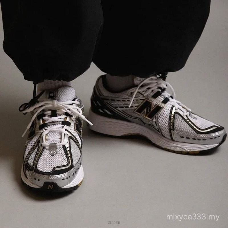 Oriinal 106R Metallic Gold Qeen of Tears!