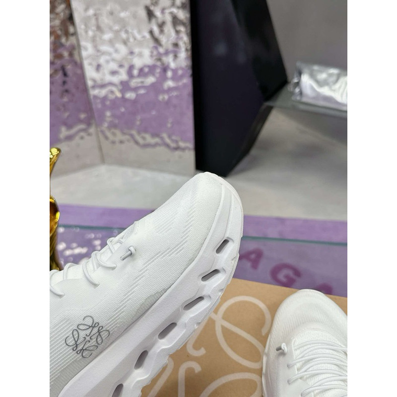 NEW ARRIVAL* /with Box/ Special Order VIP LW On Cloudtrack Shoes D7H5 NHDM