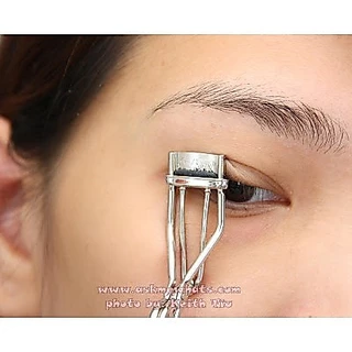 ที่ดัดขนตา ขนาดเล็กเหมาะสำหรับผู้ที่มีขนสั้น SHISEIDO Eyelash Curler 215 ทีด้ดขนตาชิเซโด้ รหัส215 SHISEIDO215