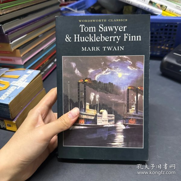 Tom Sawyer & Huckleberry Finn