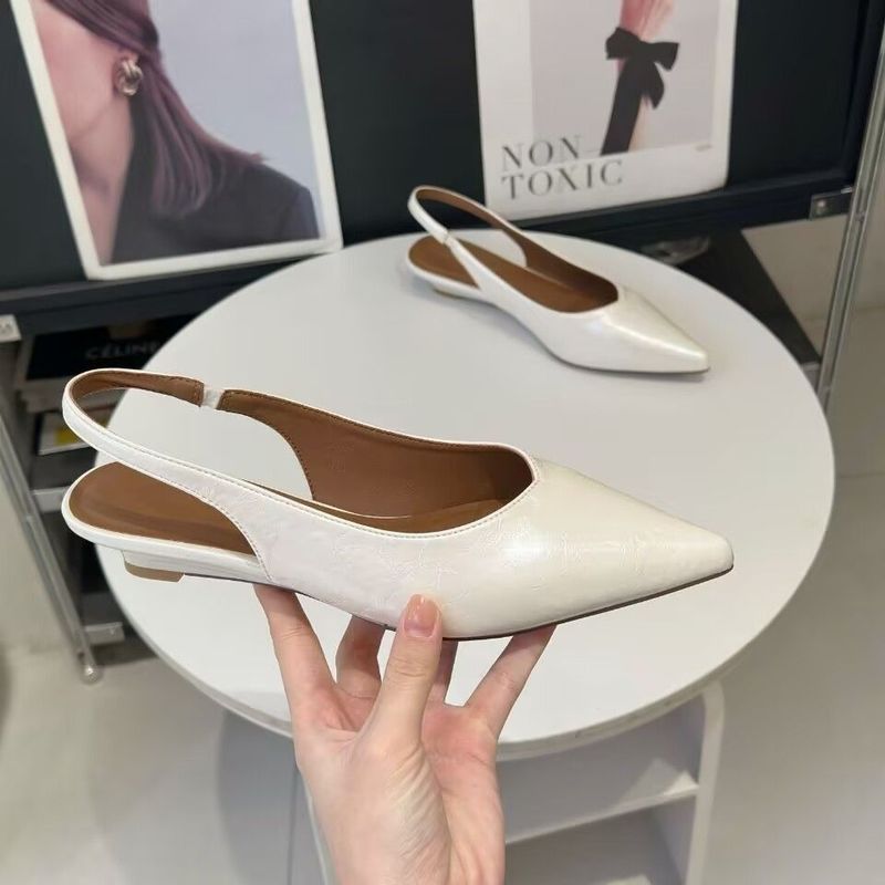 Baotou รองเท้าแตะผู้หญิง Wedge Heel French Low Heel Pointed Toe Shoes