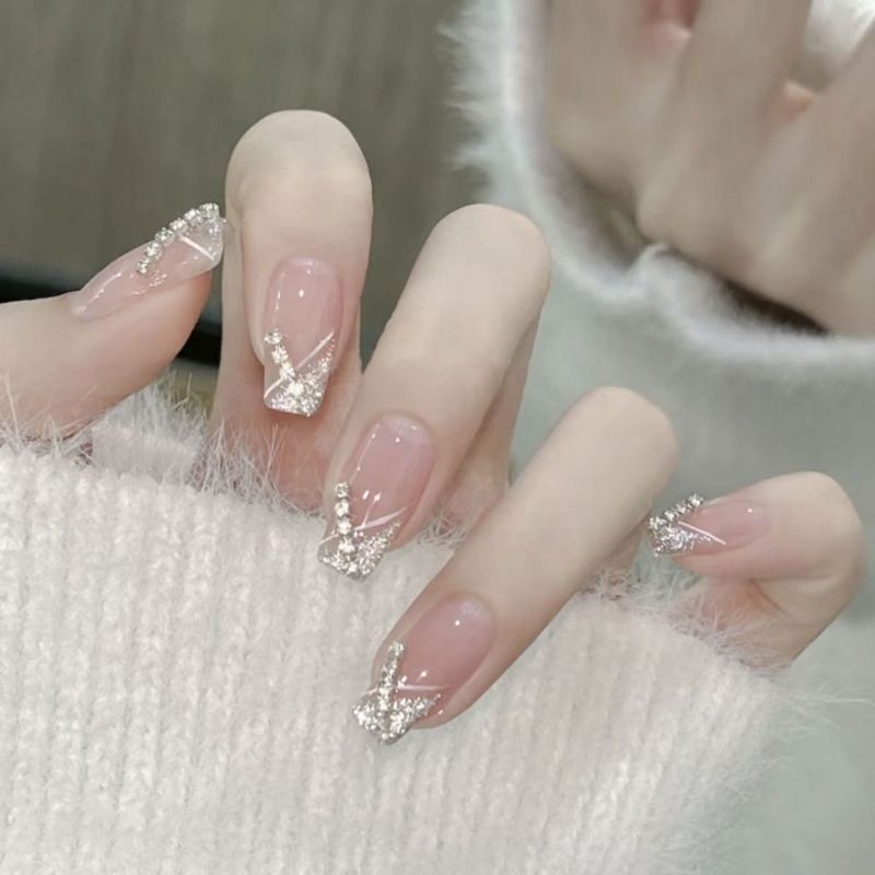 French Diamond Nails Hanrafted Nails26.7.31