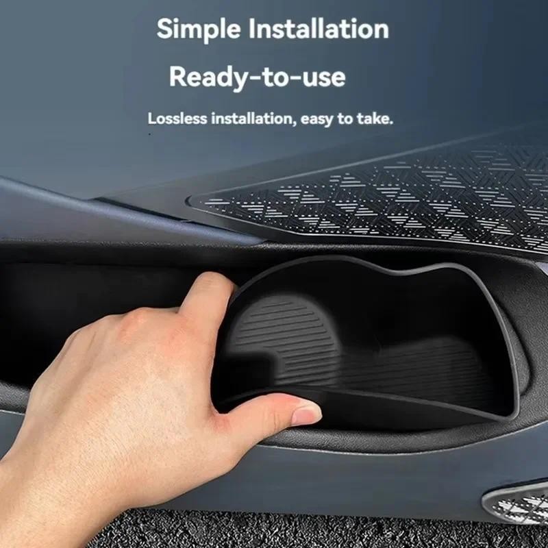 สําหรับ BMW 5 Series I5 G60 2024 TPE สีดํารถกล่องเก็บประตูถาดกันน้ํา Anti Dirty Gate Slot Pad อุปกรณ