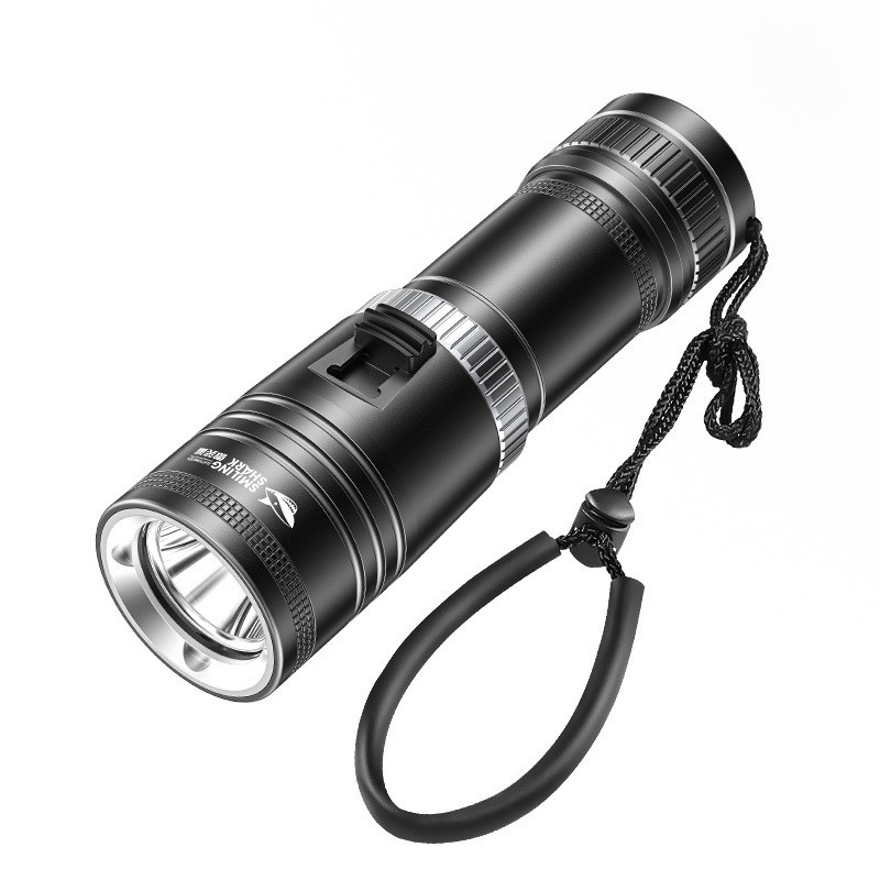 Smile Shark Strong Light Long-Range ไฟฉายดําน้ําแบบพกพาสวิตช์ควบคุมแม่เหล็กกันน้ําลึกผจญภัยกลางแจ้งด