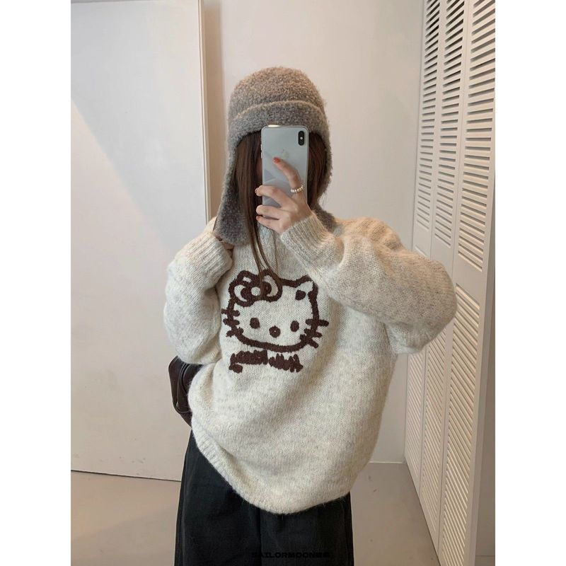 [ฤดูหนาวสไตล์ใหม่] ย้อนยุคสีครีมลายการ์ตูน ผ้าแจ็คการ์ด ออกแบบเสื้อกันหนาวผู้หญิงฤดูใบไม้ร่วงฤดูหนาวเสื้อถักฐานสไตล์เกาหลีทุกการแข่งขันร้