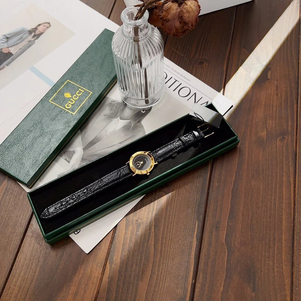 GUCCI GUCCI นาฬิกาผู้หญิง Swiss Quartz กันน้ําเข็มขัดหนังแท้นาฬิกาข้อมือนาฬิกาหญิง AYCU