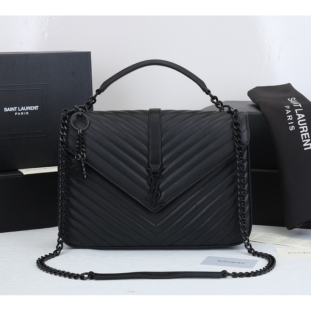 หัวเข็มขัดสีดำ SaintLaurent และ SLP สไตล์แพะ มือทำ กระเป๋าสะพายข้างนุ่ม ขนาด 24 x 20 x 8.5 cm