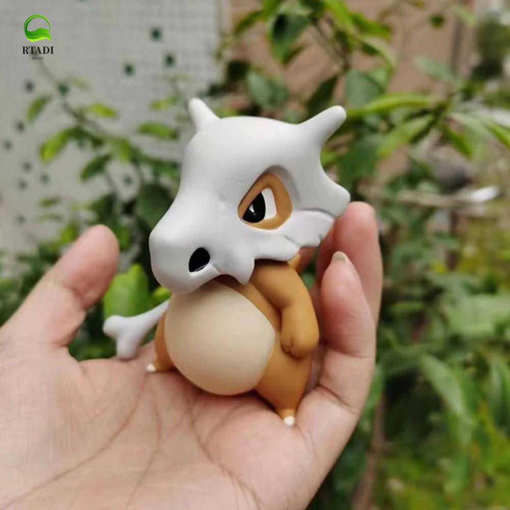 RTADI อะนิเมะ Cubone รูปของเล่น,น่ารักรุ่น PVC Pokemon Cubone Action Figure,รถตกแต่งตารางการ์ตูนสะสม