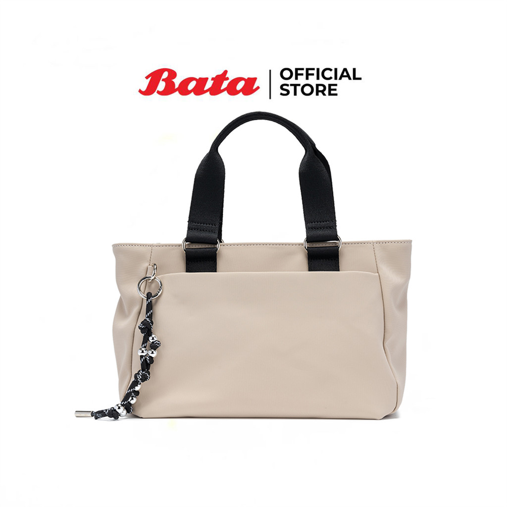 Bata บาจา กระเป๋าถือผ้าไนลอน แฟชั่น สำหรับผู้หญิง รุ่น GWENDOLYN สีขาว 9241083 สีดำ 9246083