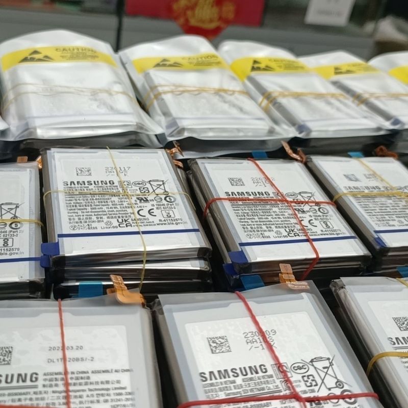 แบตเตอรี่ถอดประกอบดั้งเดิม S 22U ในตัวของ Samsung