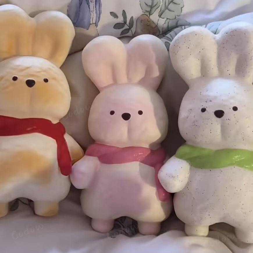 จัดส่งรวดเร็ว สกุชชี่กระต่าย พร้อมกล่อง Scarf Rabbit น่ารัก บีบฟิน เนื้อนุ่ม คืนตัวช้า ของเล่นคลายเครียด ของขวัญน่ารัก