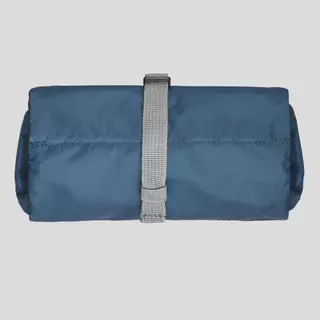 Decathlon Ultra Light And Compact Toiletry Bag กระเป๋าใส่อุปกรณ์อาบน้ำแบบพับได้น้ำหนักเบาเป็นพิเศษสำหรับเทรคกิ้ง - Blue