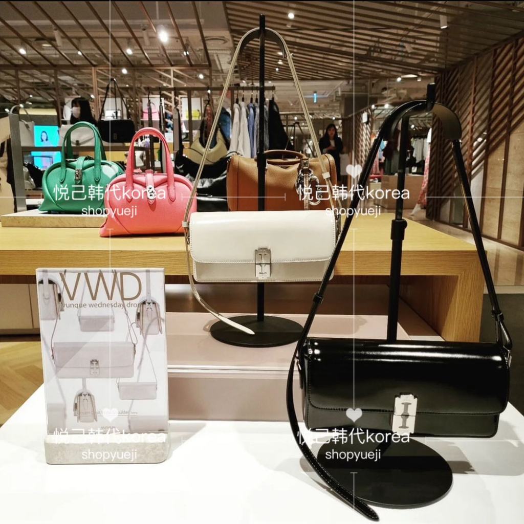 เกาหลี代VUNQUE occam droit กระเป๋าสะพายไหล่กว้าง