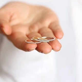 ZHOUYANG Micro Pave Cubic Zirconia แต่งงาน / เครื่องประดับแหวนหมั้น Rose Gold สีแฟชั่นแบรนด์คริสตัลแหวนสำหรับผู้หญิง R132
