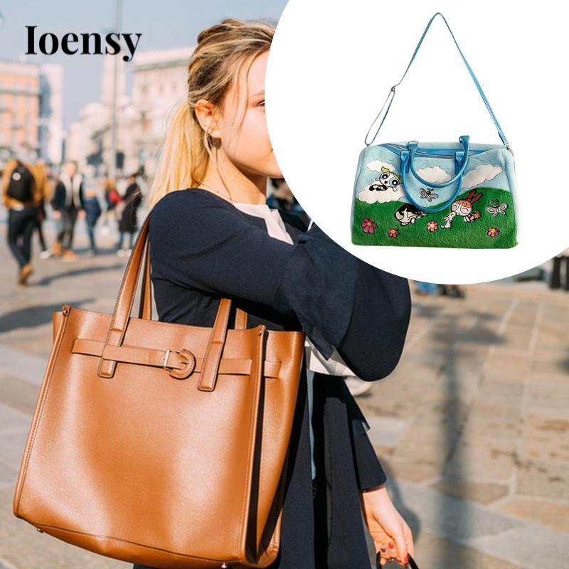 Ae1 [Ioensy] กระเป๋าเดินทาง Duffle สําหรับผู้หญิงกระเป๋าสะพายข้างตุ๊กตามัลติฟังก์ชั่นสําหรับยิมกลางแ
