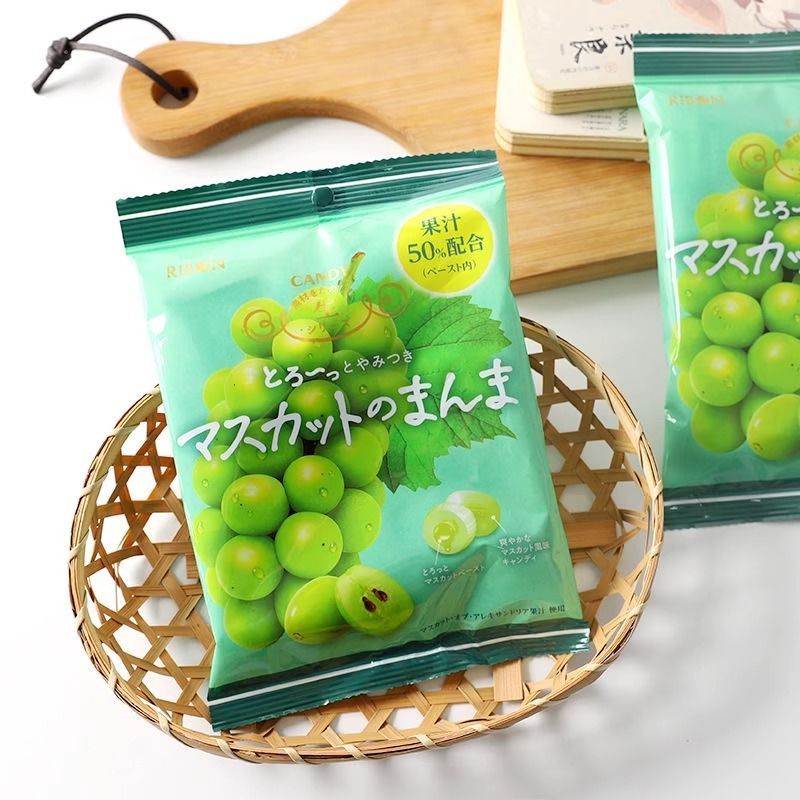 ญี่ปุ่นนําเข้าขนม Riton Fruit Candy Riton Fruit Candy รสสีเขียว 81.2g Green Grape Green Grape 26.613