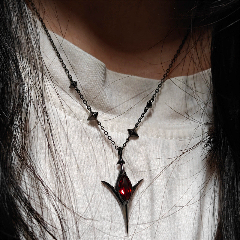 Love และ Deepspace Qin Che Abyss Overlord สร้อยคออะนิเมะ Merchandise 2D แรงบันดาลใจ Fan-Made คอสเพลย