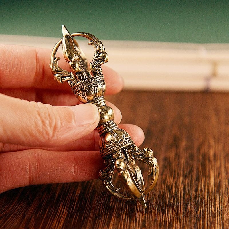 ทองเหลือง Vajra Drop ขนาดใหญ่ปลอดภัยจี้ Magic เครื่องมือ Five-Strand Vajra เครื่องประดับจับชิ้นทิเบต