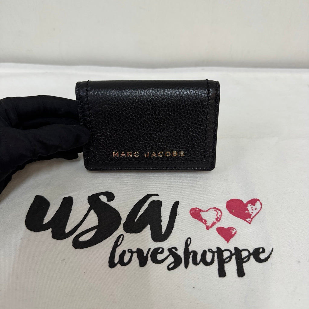 [CLEARANCE DEFECT] March Jacob Groove Leather Business Card Case in Black (S101L01FA21)