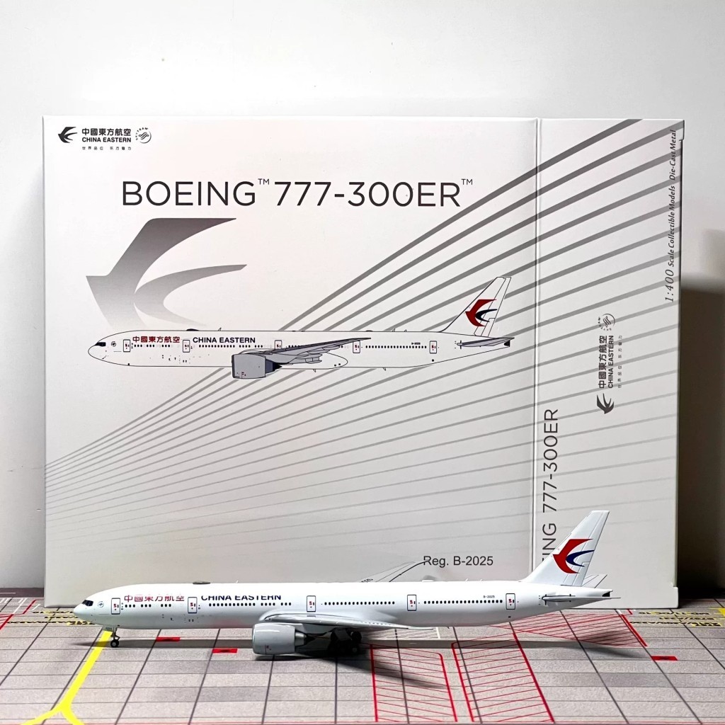 [สต๊อกพร้อม] NGmodels 1: 400 Airplane Model China Oriental Airlines Boeing 777-300ER B-2025 NG73077 