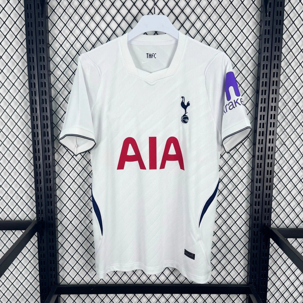 พัดลมรุ่น 26/27 Tottenham Home Jersey VAN DE VEN 26/27 Tottenham Home Jersey VAN DE VEN # 37 XAVI # 