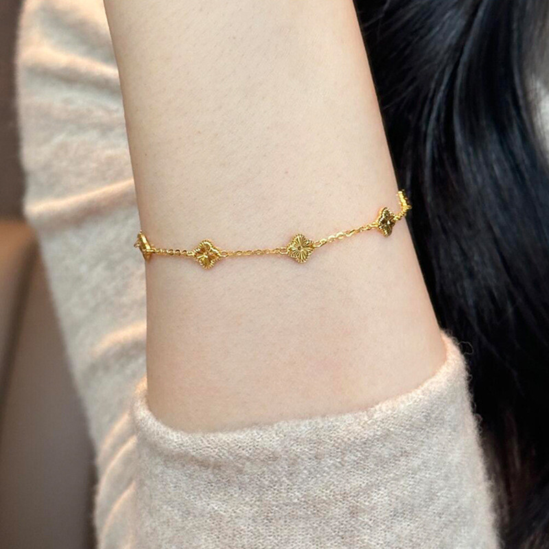 สร้อยข้อมือเหล็กไทเทเนียมหญิง ออกแบบสไตล์จีน เคลือบเงินทองแท้ เหมาะกับทุกโอกาส