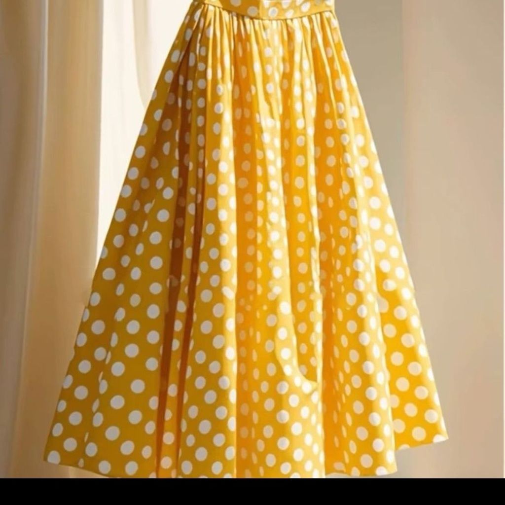 Popular Dopolka Dot Skirt Slimmer Look Skirt 26 Years