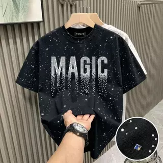UT shop【ใหม่】🔥เสื้อยืดสีดำ แต่งกากเพชรวิ้งๆ สไตล์ ผ้าคอตตอนนุ่มใส่สบาย แมตช์ง่ายได้ทุกชุด ตรงปก 'MAGIC'