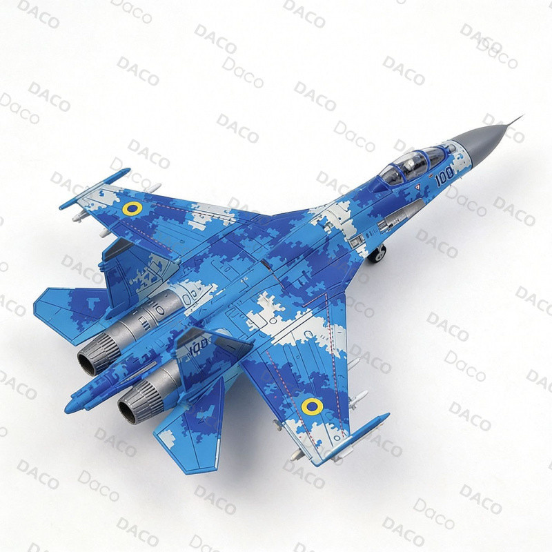 [Su27 Guard] 1: 72 High-Precision Fighter รุ่น Su 27 Heavy Air Advantage Fighter GUARD ต้นแบบ F14 Tomcat Fighter F22 B2 F35 SU25 SU25 Sino-American Military เครื่องบินรุ่นอังกฤษฝรั่งเศสเยอรมนีทหารเครื่องบินคอลเลกชันจําลองเครื่องประดับ XJ-5-5