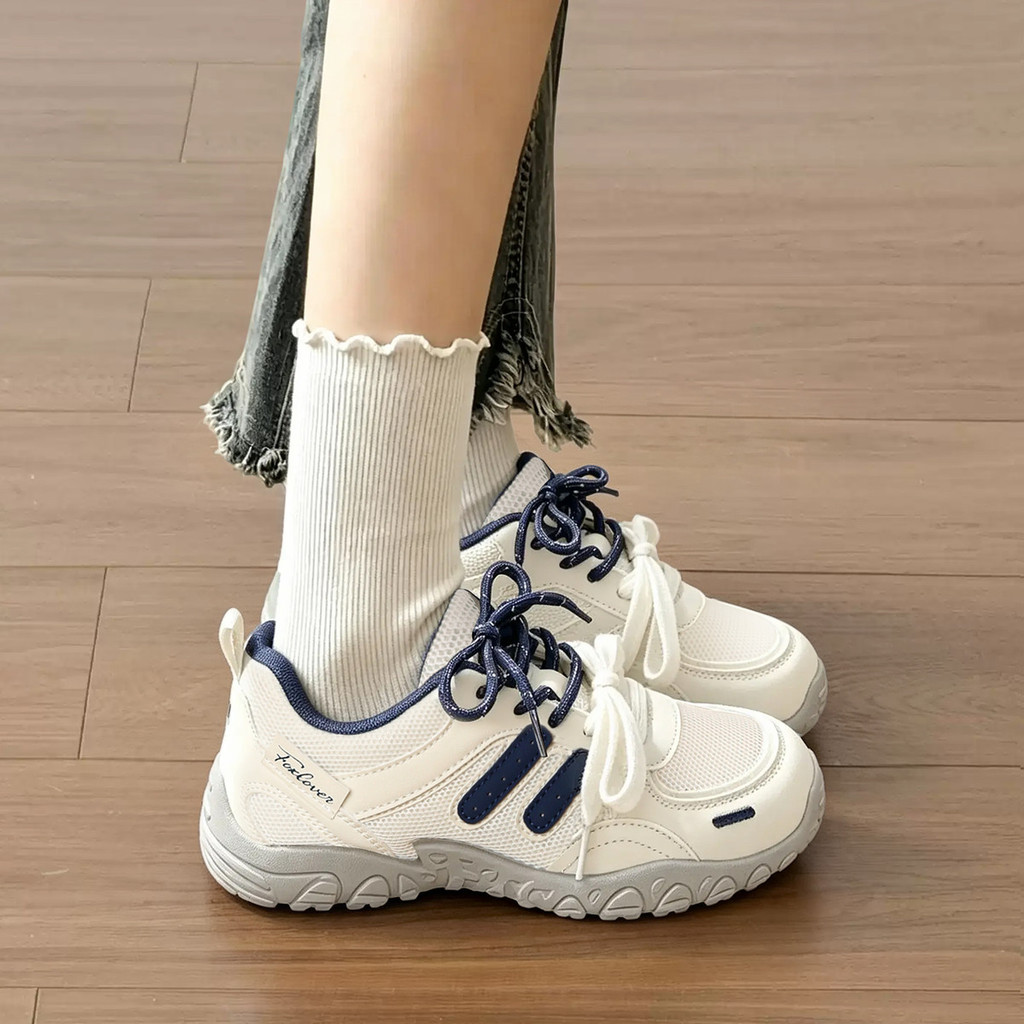 FOXER 2026 รองเท้ากีฬาผู้หญิงแฟชั่นสบาย Soft Sole Breathable Anti-slip รองเท้าออกกําลังกายพักผ่อนกลา